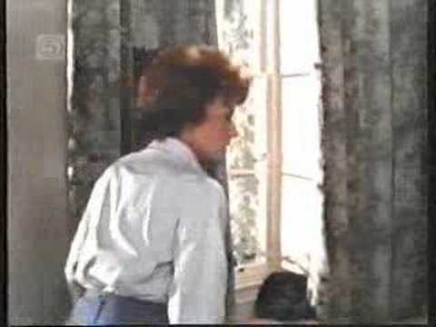 Maureen O'Hara -- The Battle of the Villa Fiorita # 01