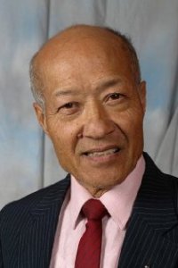 Aki Aleong