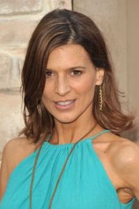 Perrey Reeves