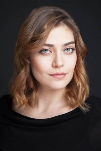 Oznur Serçeler