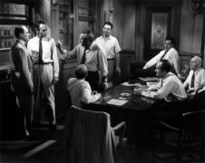 12 Angry Men 18232