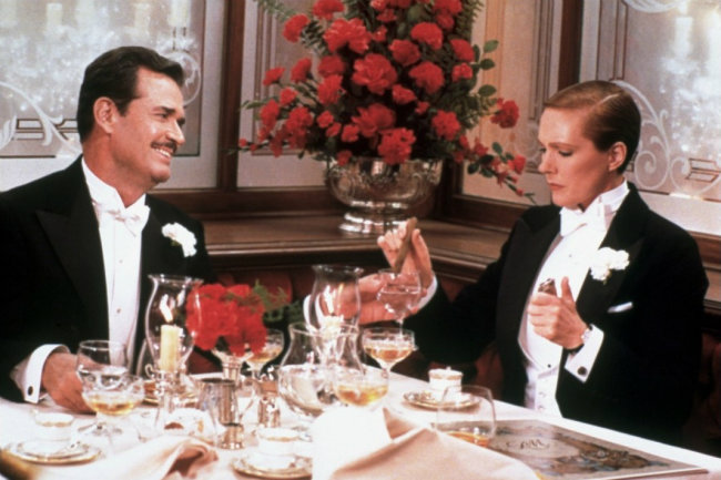 Victor Victoria