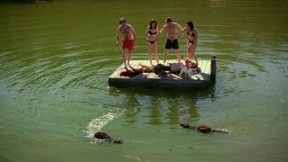 Zombeavers 375132