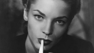 Lauren Bacall 411057