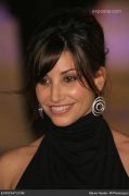 Gina Gershon 6425