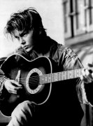 River Phoenix 18238