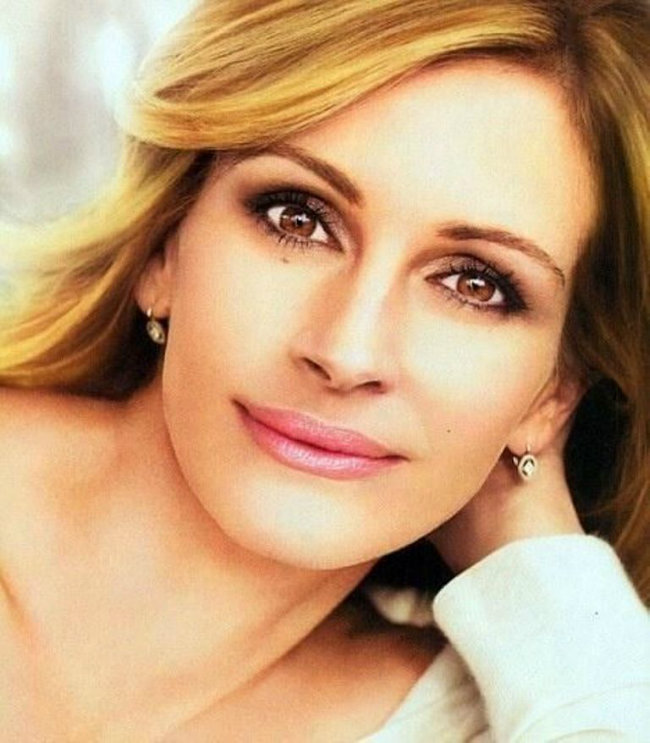 Julia Roberts