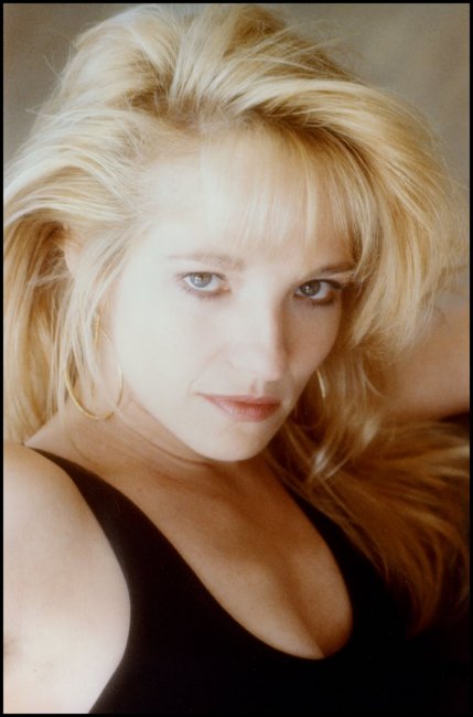 Ellen Barkin Görsel 11 