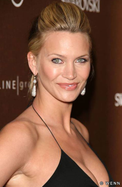 Natasha Henstridge