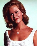 Elizabeth Montgomery 412379