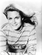 Elizabeth Montgomery 412376