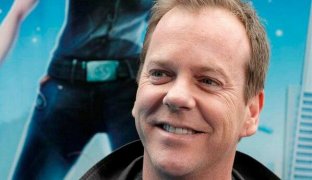 Kiefer Sutherland 245763