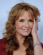 Lea Thompson 96500