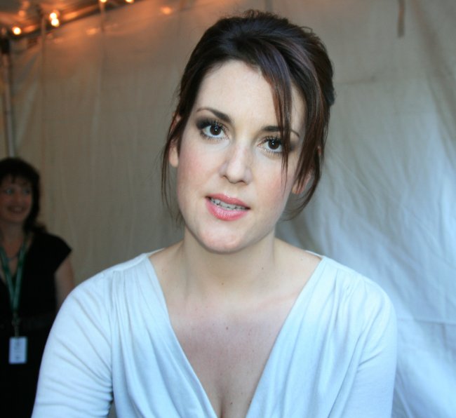 Melanie Lynskey