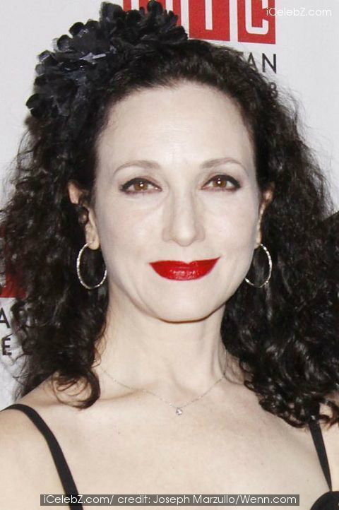 Биби нойвирт. Bebe Neuwirth. Биби Нойвирт Факультет. Би би Нойвирт в молодости. Биби Нойвирт молодая.