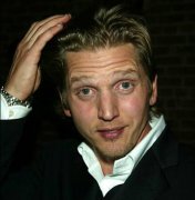 Barry Pepper 217428