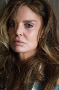 Tracy Scoggins 423601