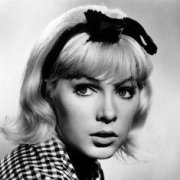 Stella Stevens 206890