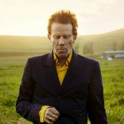 Tom Waits 240383