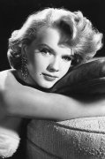 Anne Francis 471658