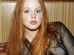 Lauren Ambrose 4508