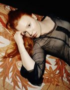 Lauren Ambrose 4525