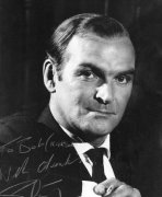 Stanley Baker 389557