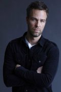 JR Bourne 205611