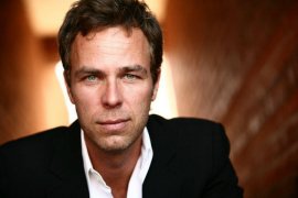 JR Bourne 205632