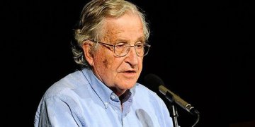 Noam Chomsky 168149