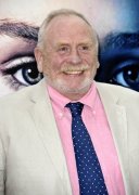 James Cosmo 199575