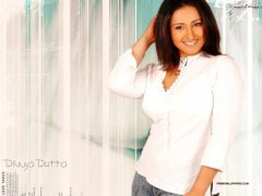 Divya Dutta 42913