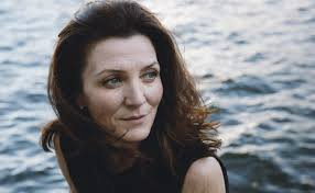 Michelle Fairley 233575