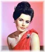 Eunice Gayson 123816