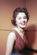 Eunice Gayson 123819