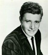 Harry Guardino 373901