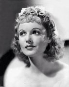 Anna Neagle 481019