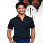 Tyler Posey 284270