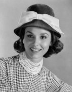 Paula Prentiss 158544