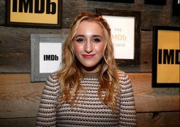 Harley Quinn Smith 436798