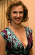 Brenda Strong 50680