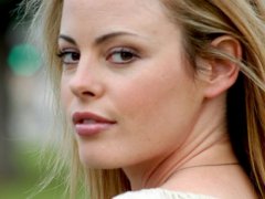 Chandra West 22570