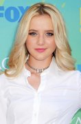 Kathryn Newton 141659