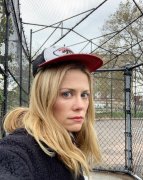 Claire Coffee 527340