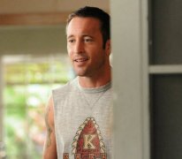 Alex O'Loughlin 225930