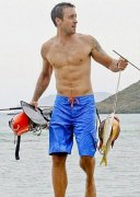 Alex O'Loughlin 225009