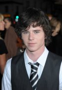 Charlie McDermott 277277