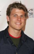 Travis Van Winkle 285528