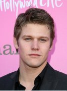 Zach Roerig 66021