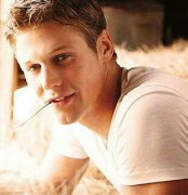 Zach Roerig 237952